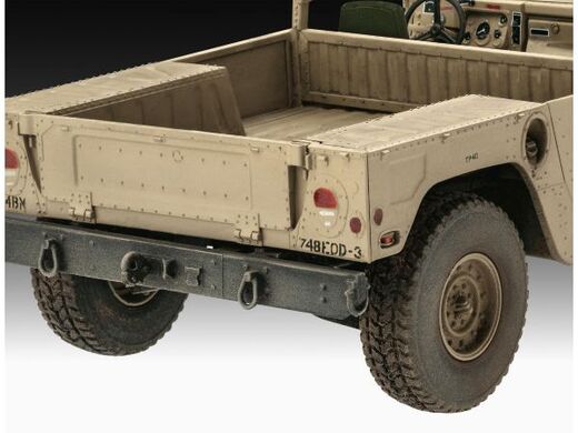 Maquette militaire : Model set HMMWV M109 7A2 1/35 - Revell 63366