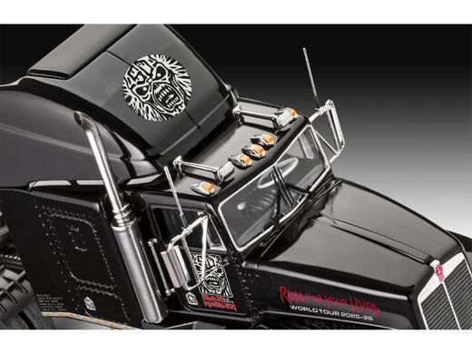 Maquette camion : Tour Truck "Iron Maiden" 1/32 - Revell 07740 7740