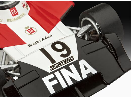 Maquette voiture de course : Model Set Surtees TS16/03 1/32 - Revell 67739