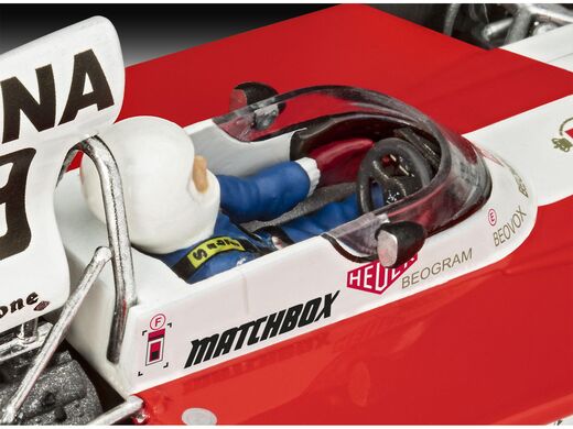 Maquette voiture de course : Model Set Surtees TS16/03 1/32 - Revell 67739