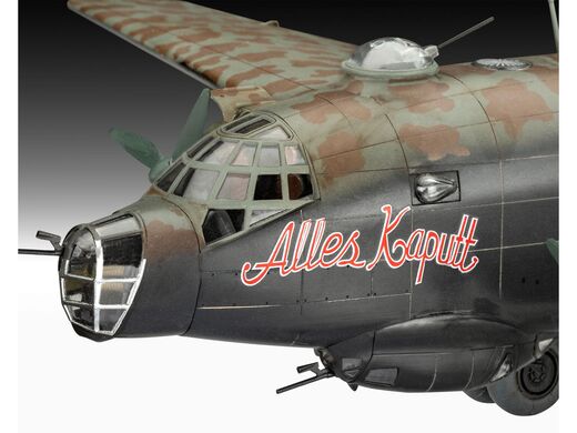 Maquette avion militaire allemand : Junkers Ju 290A-5 'Seeadler' 1/72 - Revell 03754 3754