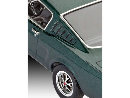 Maquette de voiture : 1965 Ford Mustang 2+2 Fastback - 1/24 - Revell 07065  7065