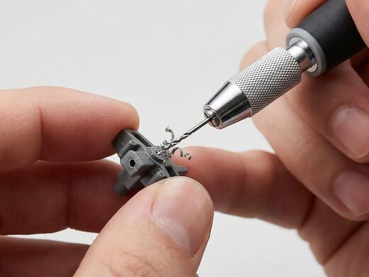 Outils de modélisme : Perceuse manuelle et 3 forets - Revell 39064