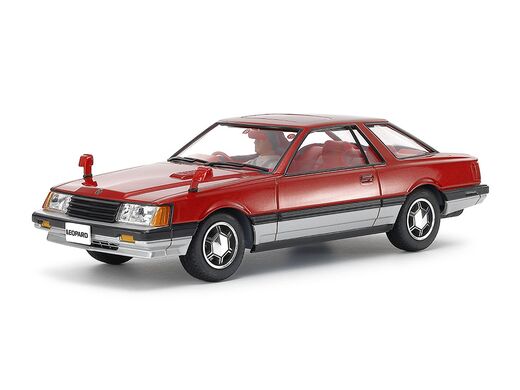 Maquette voiture : Nissan Léopard 2 portes Hardtop 280X SF-L 1/24 - Tamiya 24378
