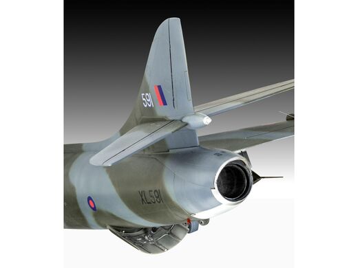 Maquette avion militaire : Hawker Hunter T.7/T.7A 1/32 - Revell 03786 3786