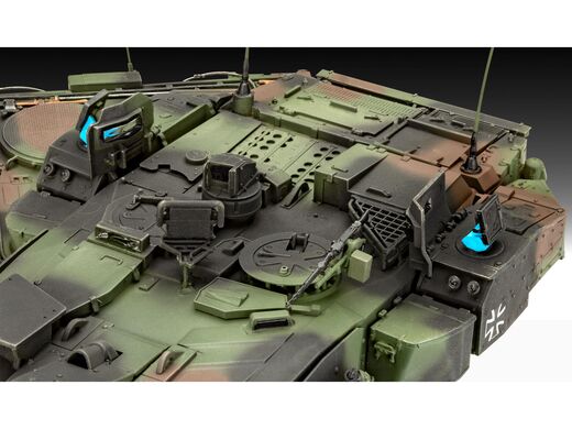 Maquette militaire : Model set Tank Leopard 2A7A1 1/35 - Revell 63360  63360