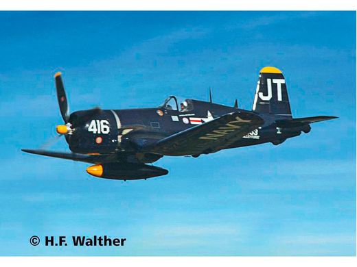 Maquette d'avion militaire : Model set F4U-1D Corsair - 1:72 - Revell 63983