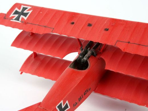 Maquette d'avion : Fokker Dr. 1 Triplan - Revell 04116