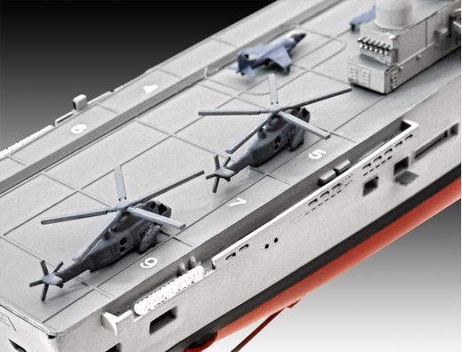 Maquette navire militaire : HMS Invincible (Falkland War) 1:700 - Revell 05172, 5172 - France-maquette.fr