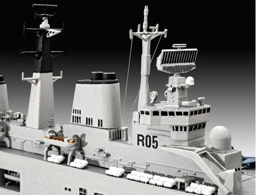 Maquette militaire : Model Set HMS Invincible (Falkland War) - 1:700 - Revell 65172 - france-maquette.fr