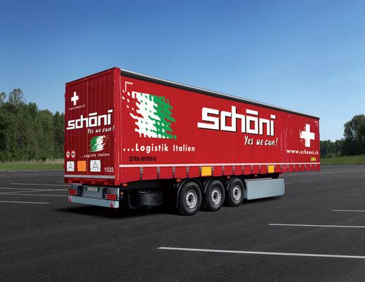Maquette camion : Semi‐Remorque à rideaux Schöni - 1/24 - Italeri 3918