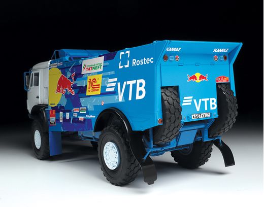 Maquette camion : Kamaz Rally Truck 1/35 - Zvezda 3657