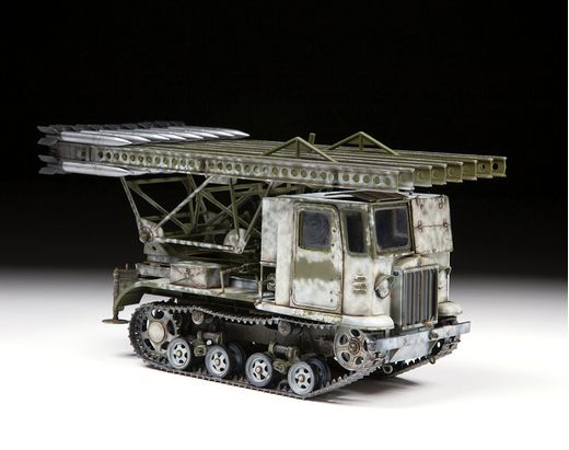 Maquette militaire blindé WWII : STZ - 5 BM-13 Katyusha 1/35 - Zvezda 3700