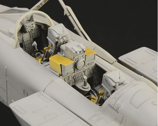 Maquette avion militaire : Tornado GR. 4 - 1:32 - Italeri 02513 2513