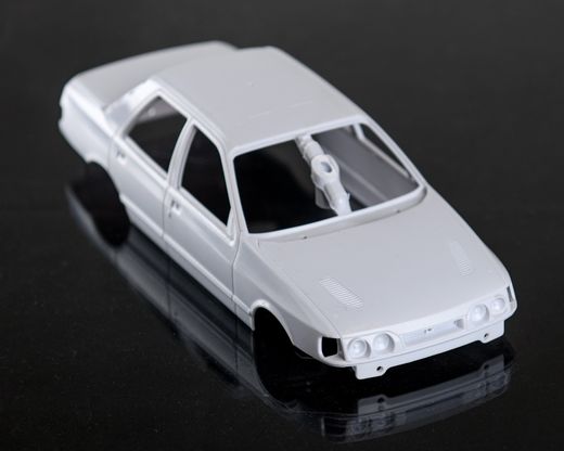 Maquette voiture : Ford Sierra Cosworth 4×4 1/24 rallye monte carlo 1991 - DM Modelkits DMK001