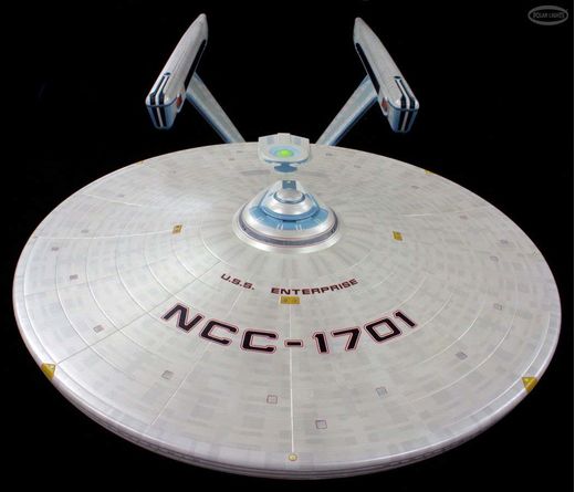Maquette à thème : Star Trek USS Enterprise 50e anniversaire - 1/3501 - Polar Lights 938