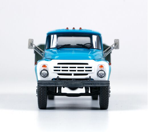 Maquette camionnette : ZIL 130 1/35 - Zvezda 3712