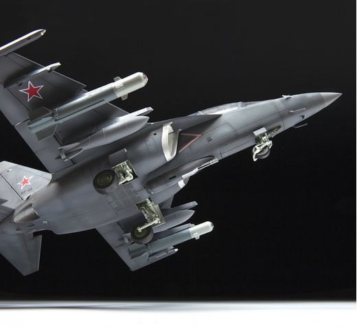 Maquette d'avion militaire : Yakovlev Yak‐130 Bomber - 1/48 - Zvezda 4818 04818