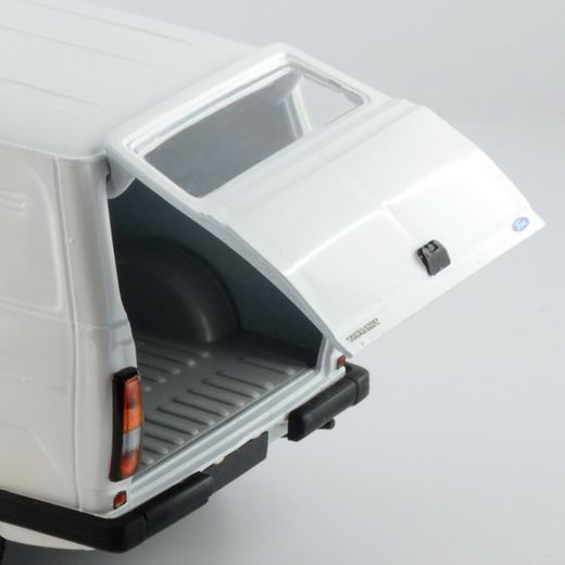 Maquette voiture : Ford Transit MK2 - 1:24 - Italeri 03687