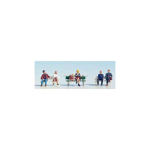 Figurines miniatures :   Gens assis   - Noch 15530