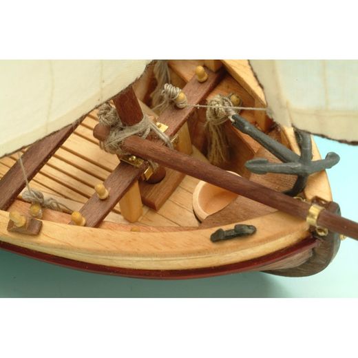 Maquette bateau bois : Canot du Capitaine Santisima Trinidad - 1:50 - Artesania Latina 19014