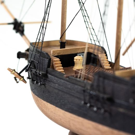 Maquette bois Bateau Pirate - 1:135 - Amati 600/01