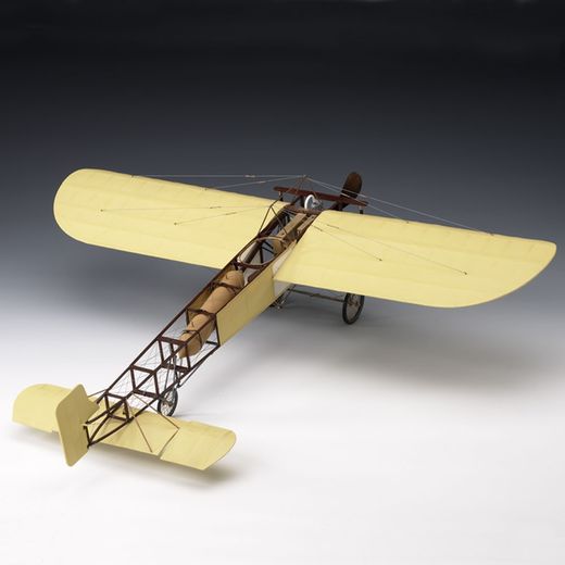 Maquette d'avion LE BLERIOT XI 1909 au 1:10 - Amati 1712/01