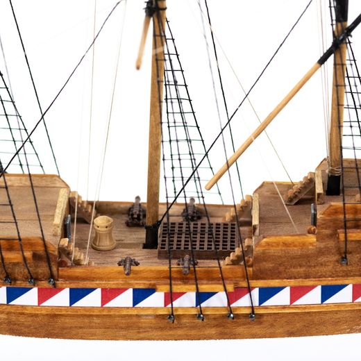 Maquette bateau bois : Galion élisabéthain - 1:135 - AMATI 600-02