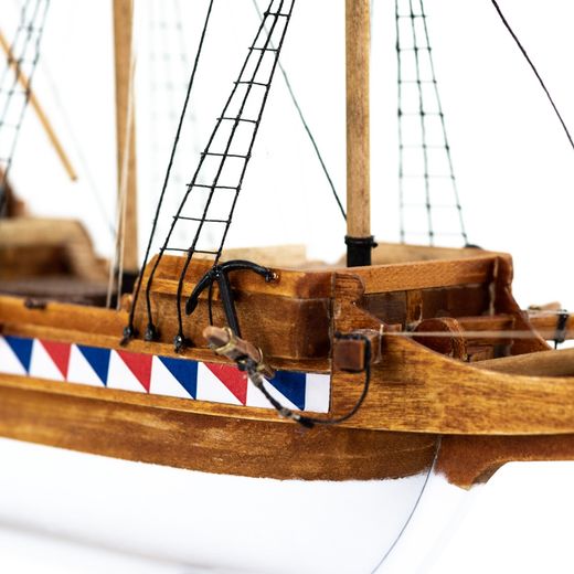 Maquette bateau bois : Galion élisabéthain - 1:135 - AMATI 600-02