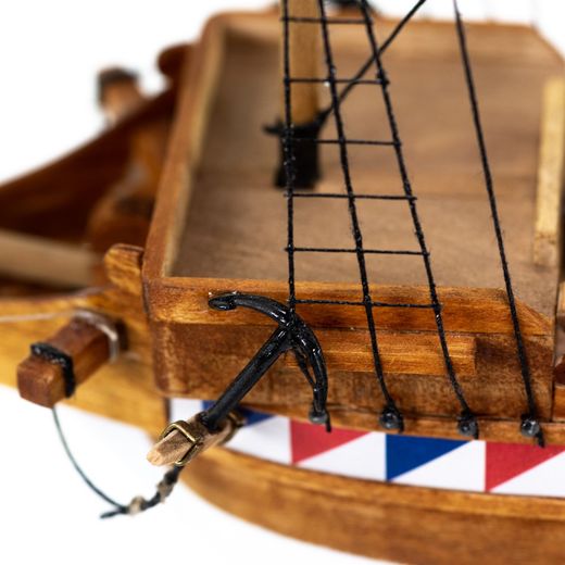 Maquette bateau bois : Galion élisabéthain - 1:135 - AMATI 600-02