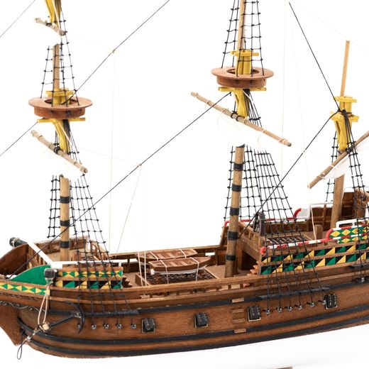 Maquette bois du navire Mayflower 1:135 - Amati 600-05