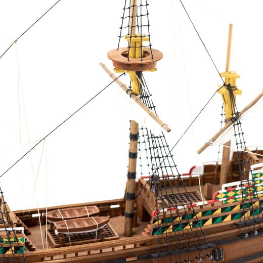 Maquette bois du navire Mayflower 1:135 - Amati 600-05