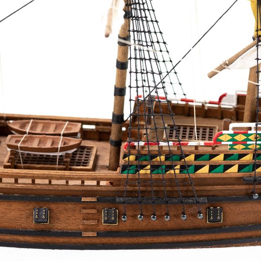 Maquette bois du navire Mayflower 1:135 - Amati 600-05