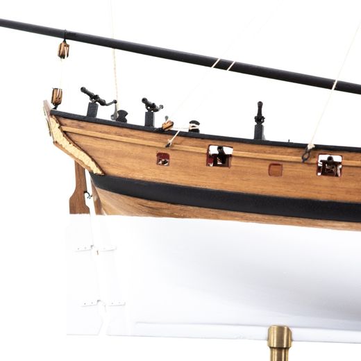 Maquette Bateau bois Pirate 'Adventure' 1760 - Amati 1446
