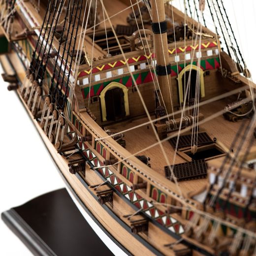 Maquette bateau bois - Galion HMS Revenge 1588 - Amati 1300/08