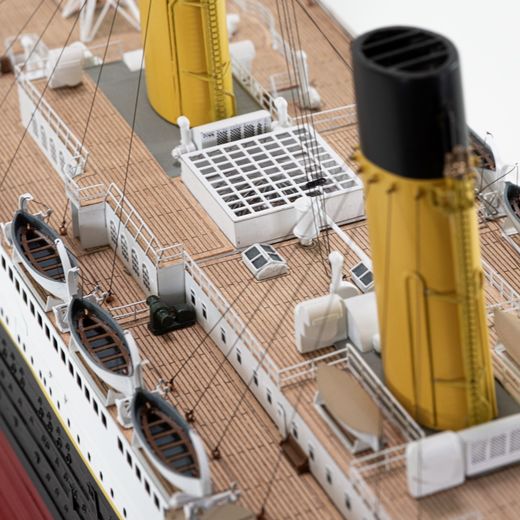 Titanic 1/250 - Amati B1606