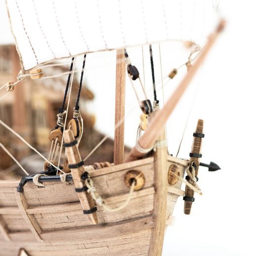 Maquette navire en bois : Pinta - 1/65 - Amati B1410 1410