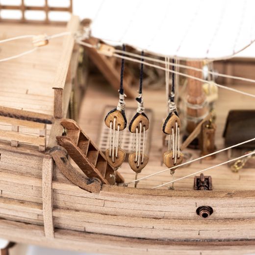 Maquette navire en bois : Pinta - 1/65 - Amati B1410 1410