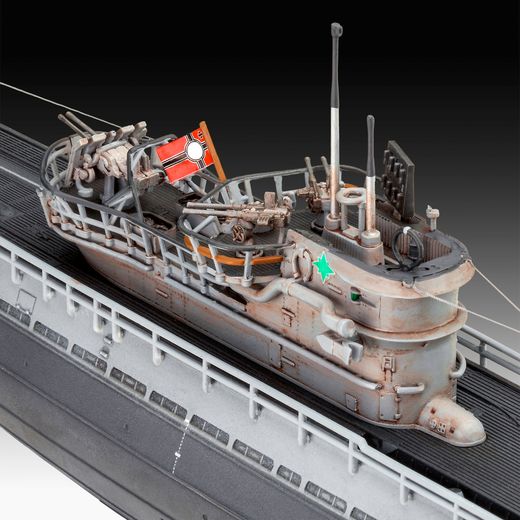 Maquette militaire : Sous-marin allemand Type IX C/40 (U190) 1/144 - Revell 05167