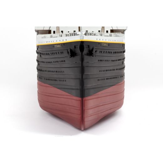 Titanic 1/250 - Amati B1606
