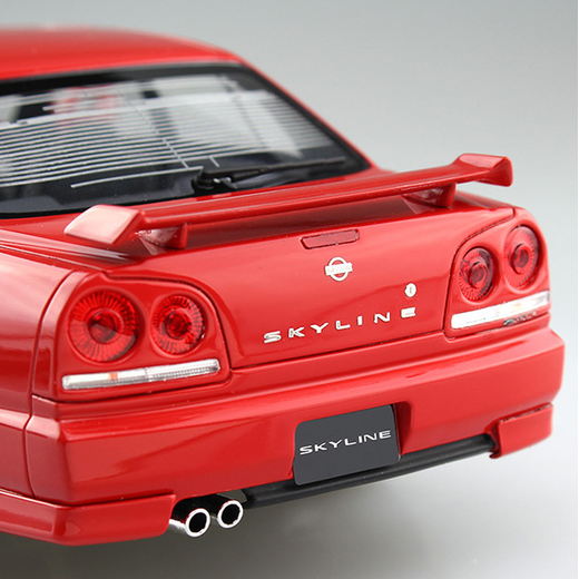 Maquette voiture : Nissan ER34 Skyline 25 GT-X 1/24 - Aoshima 05750