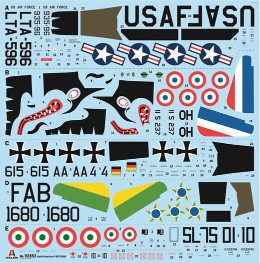 Maquette d'un avion militaire : T-6G Texan 1/48 - Italeri 92652