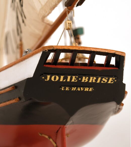 Maquette Jolie Brise 1/50 Artesania Latina 22185 | Cotre Français en Bois