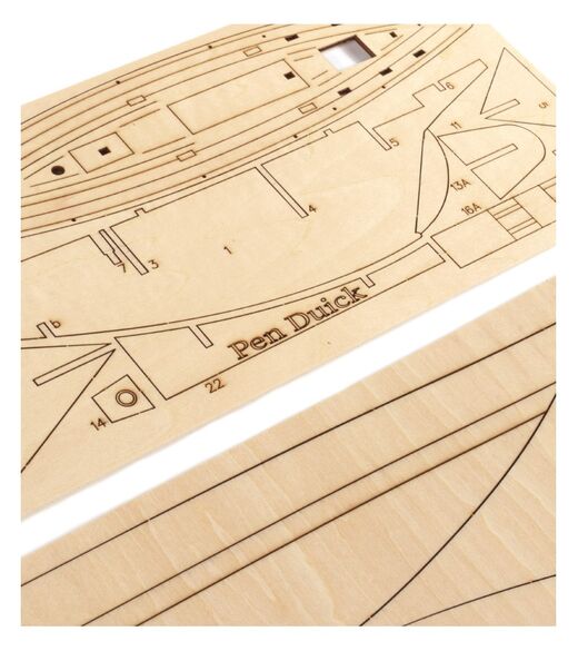 Maquette de voilier français en bois : Pen Duick easy kit au 1/56 - Artesania 17002