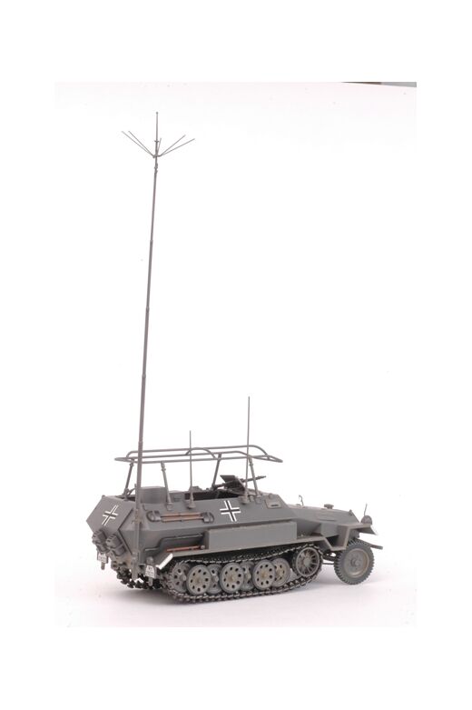 Maquette militaire : Sd.KfZ.251/3 Ausf.B Communication Vehicle 1/35 - Zvezda 3604