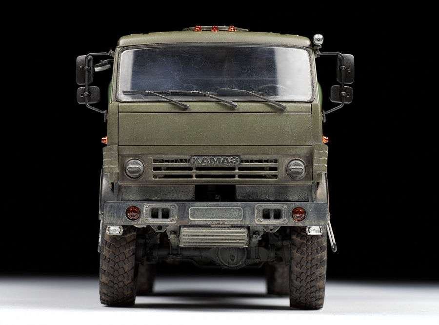 Kit Maquette Camion Kamaz 5350 Mustang 6x6 Russe 1:35 - Zvezda, Neuf Sous Blister
