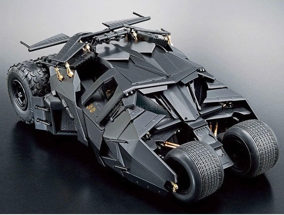 BATMOBILE (BATMAN BEGIN VERSION) - Bandai Spirits 5062184