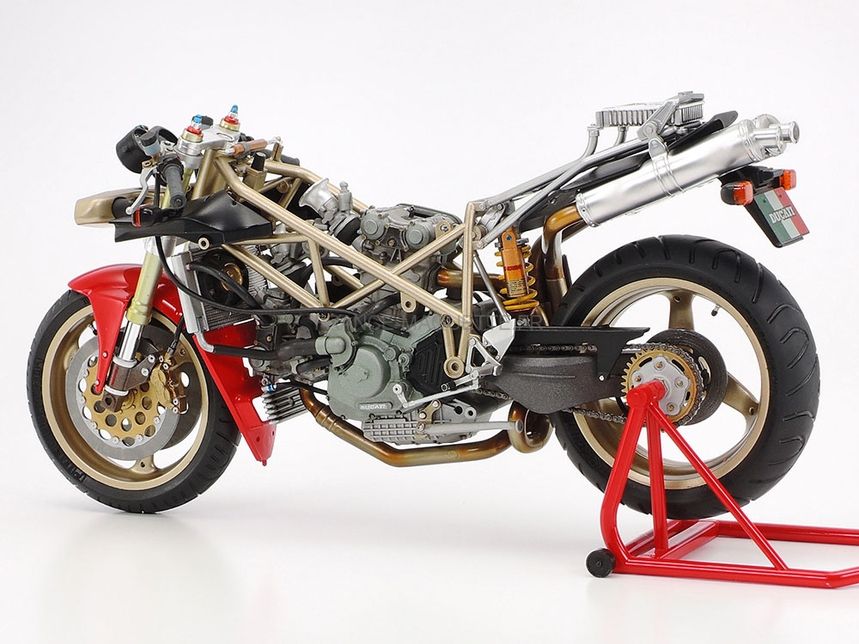 Maquette Tamiya Moto Ducati 916 1/12